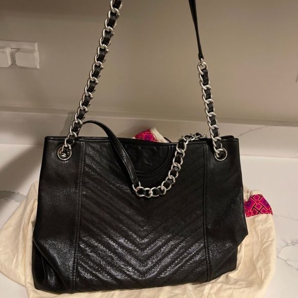 Tory Burch shoulder tote - Picture 1 of 4